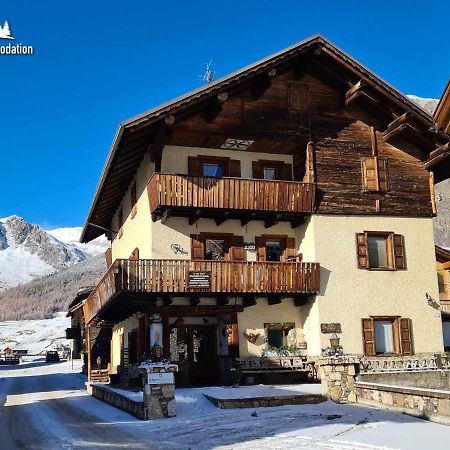 Al Me Bait By Livigno Accomodation Екстер'єр фото